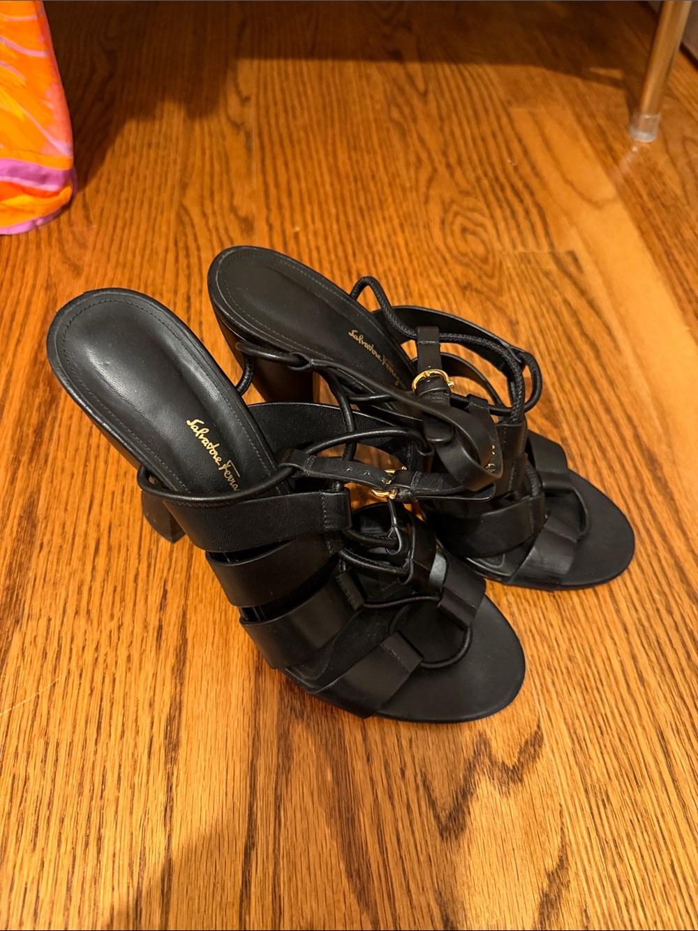 Salvatore Ferragamo Sirmio Black Leather Strappy Sandals